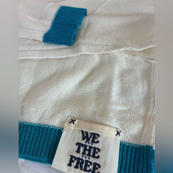 NWT Free People Into the Blue Long Sleeve Cropped Sweater in Tropical Blue - Picture 6 of 10